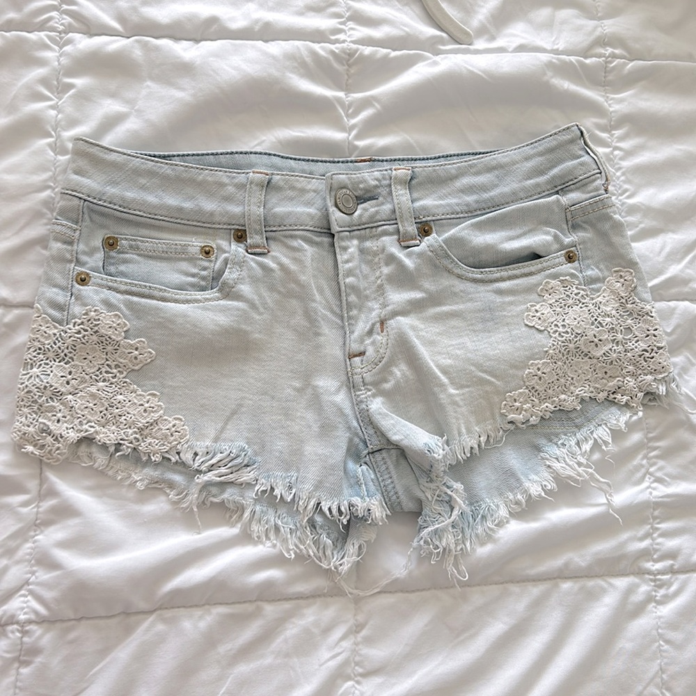 American Eagle Outfitters jean shorts size 4